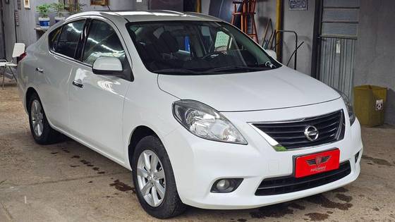 NISSAN VERSA 1.6 16V FLEX SL 4P MANUAL NISSAN VERSA 1.6 16V FLEX SL 4P MANUAL